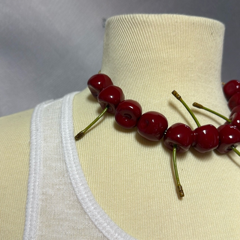 JACQUEMUS cherry necklaces - Picture 5 of 16